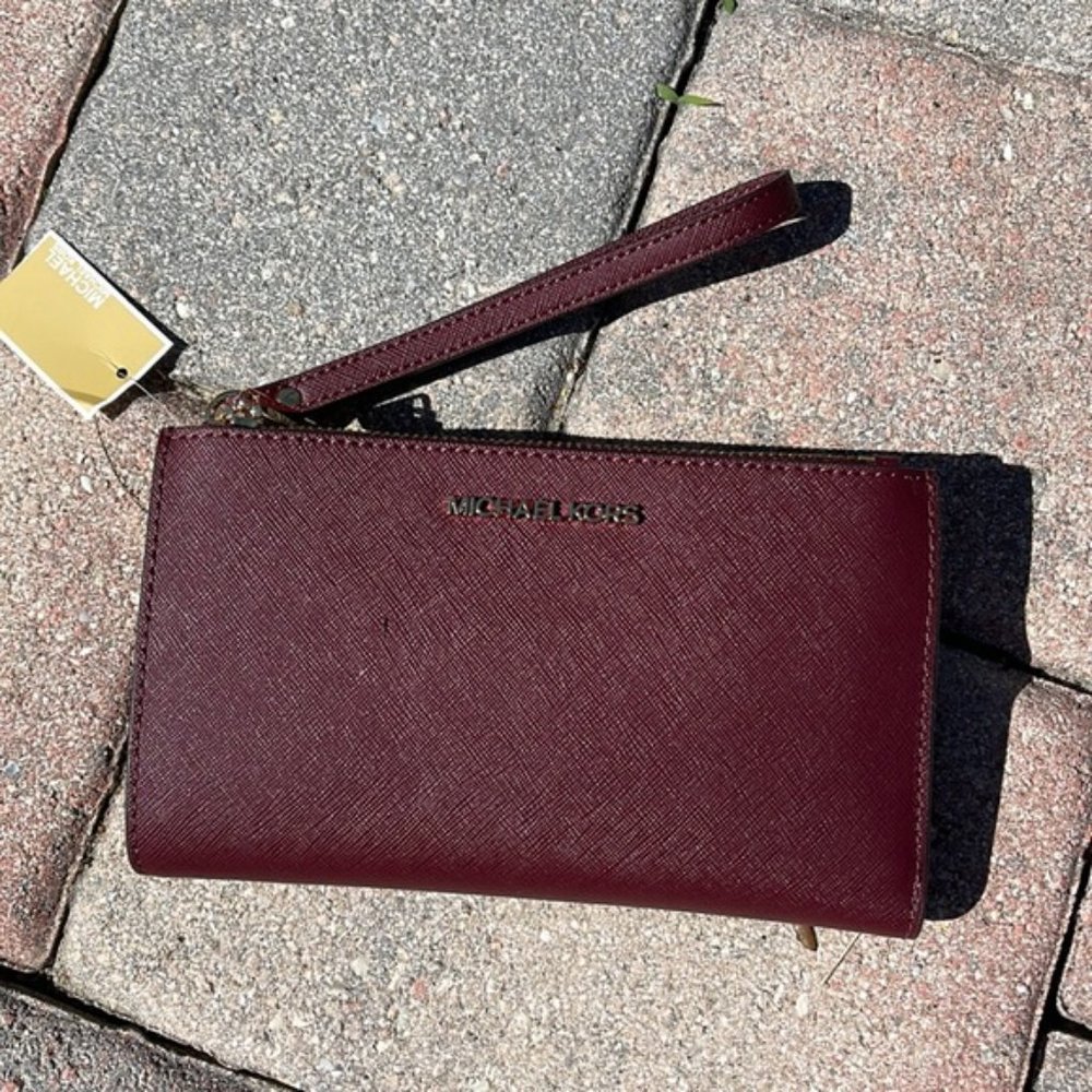 Michael Kors Jet Set Travel Large Double Zip Wristlet Wallet Dark Cherry Leather - Picture 2 of 16
